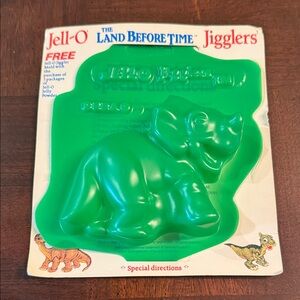 Jello Jigglers The Land Before Time Dinosaur Mold Vintage New